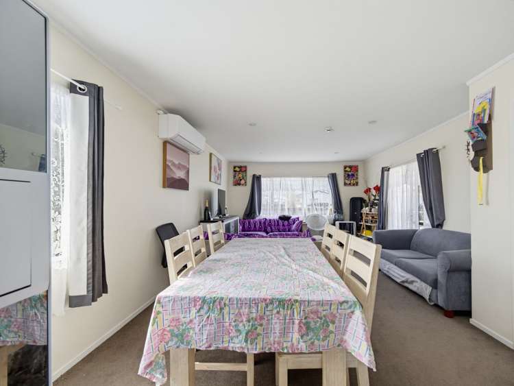 17 Dungarvon Pl Clendon Park_4