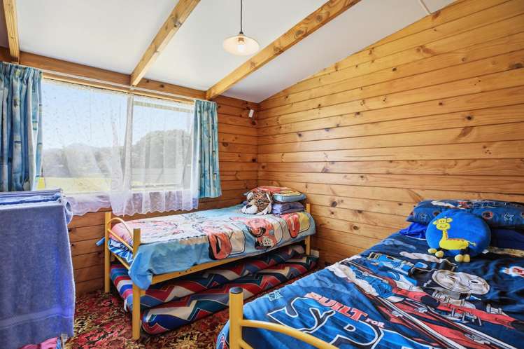 14 Rauparaha Street Marokopa_9