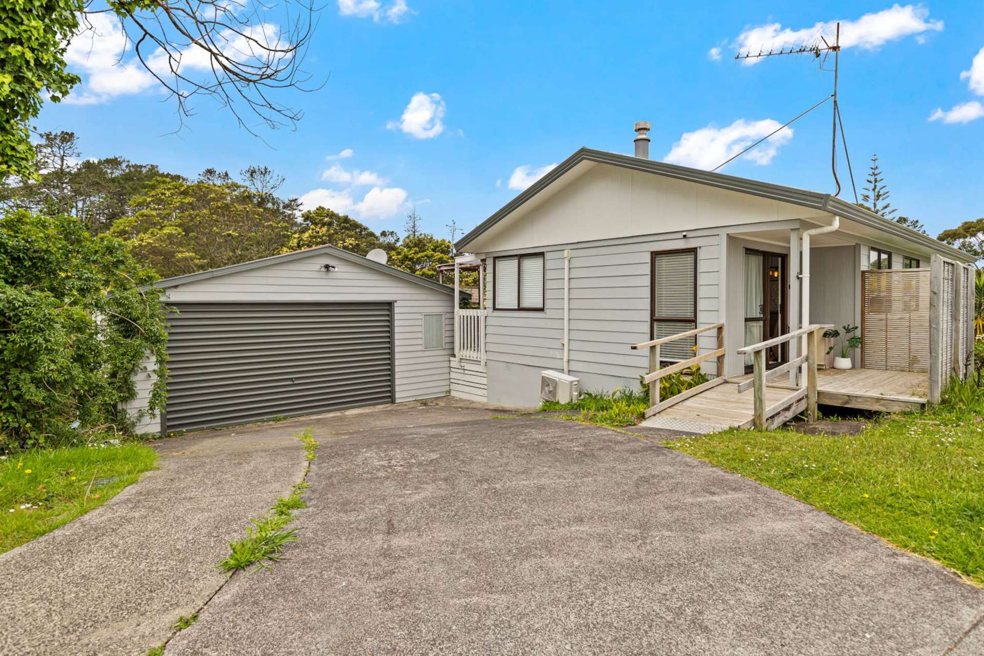 8 Angeline Place Massey_0