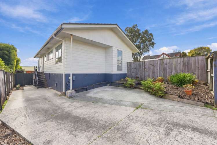127 Bradbury Road Botany Downs_8