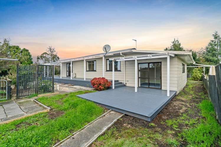 49 Kath Henry Lane Drury_16