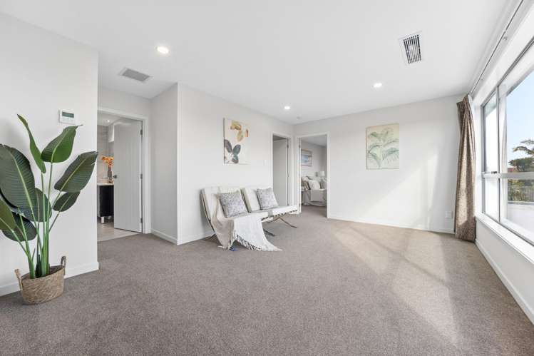 15A Francis Curtis Avenue Blockhouse Bay_16