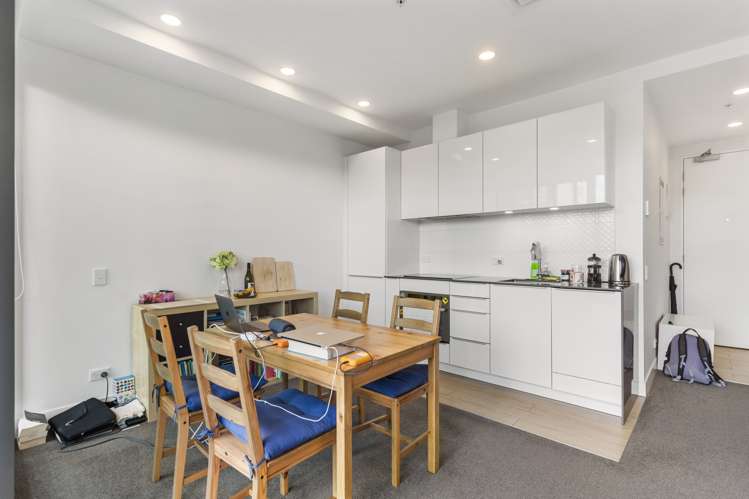 6C/371 Khyber Pass Road Newmarket_5