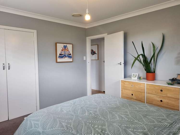 10 Bristol Avenue Brookfield_7