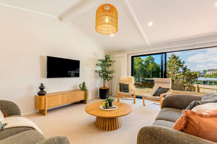 86 Field Street Silverstream_3