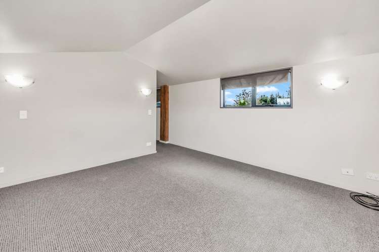 2047 South Eyre Road Eyrewell_18