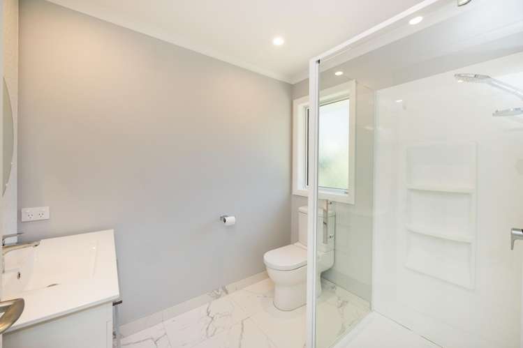 33 Coutts Way Fitzherbert_13
