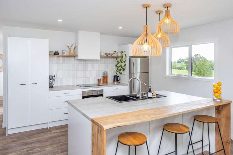 1534 Cambridge Road_5