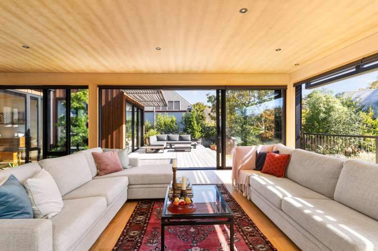 35 Poynder Avenue Merivale_13