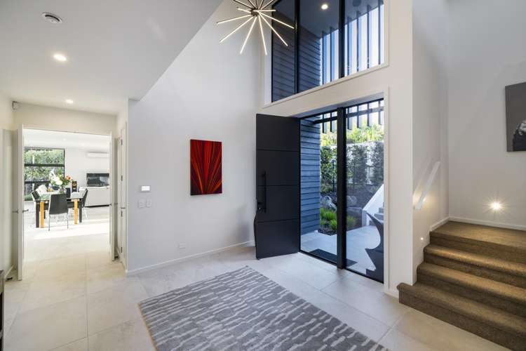 29 Oscar Road Greenhithe_5