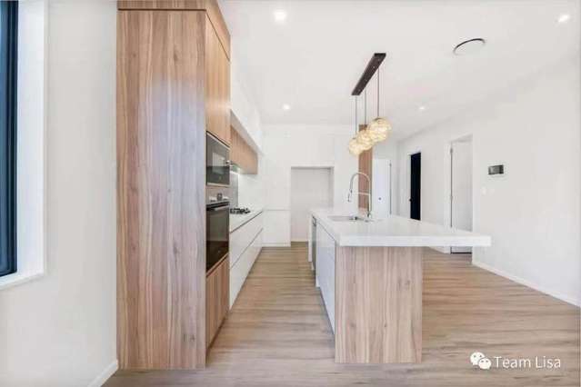 8 Raumaota Road Flat Bush_4