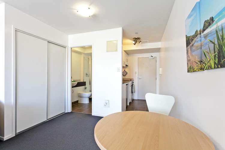 1002/1 Parliament Street Auckland Central_2