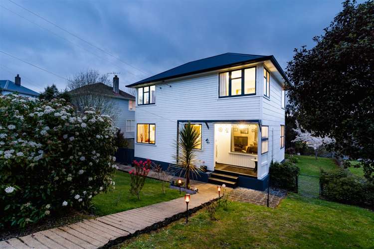 86 Panmure Avenue Calton Hill_19