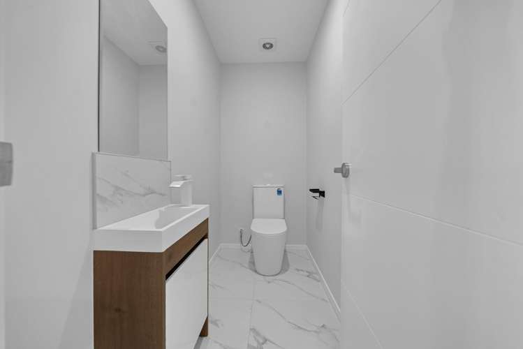 82 Koromeke Street Flat Bush_25