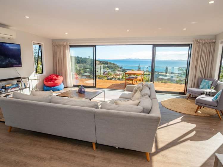 7 Dudley Crescent Cable Bay_5