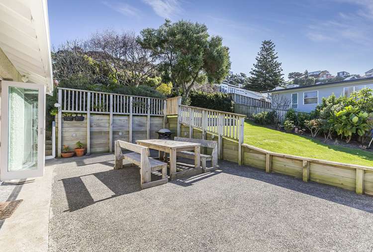 68 Queens Drive Lyall Bay_7