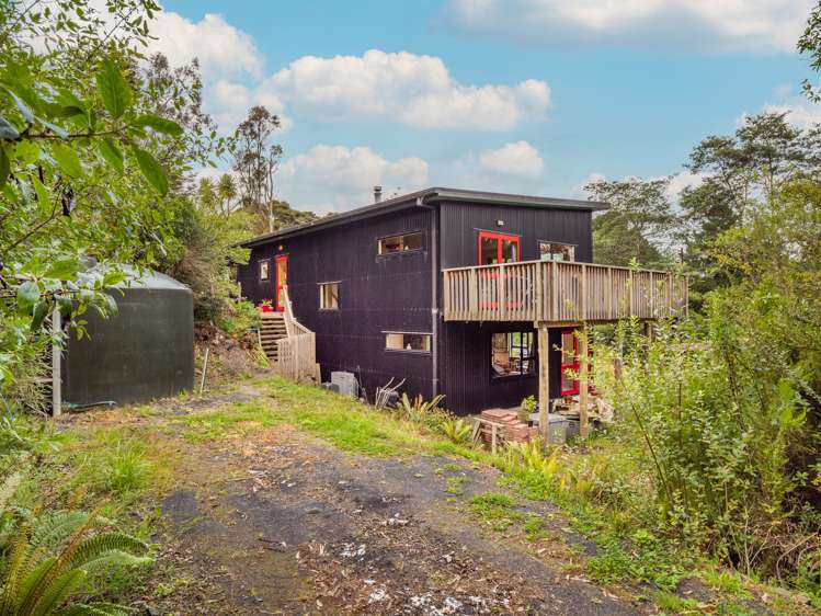 5 Chelivode Street Waitati_18