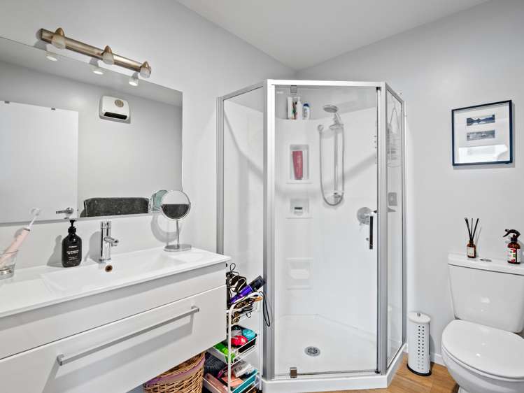 15/11 Onslow Road Dalefield/Wakatipu Basin_14