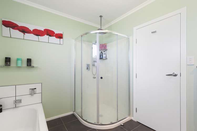 15 Clematis Grove Maungaraki_15