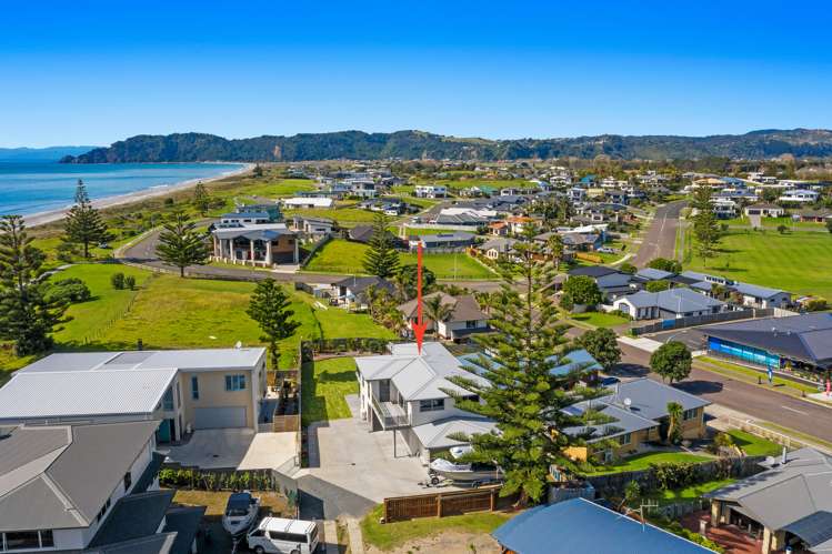 11 Commodores Close Coastlands_25