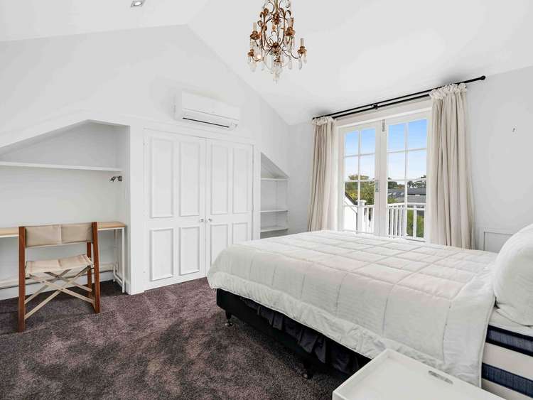 10 Upland Road 1776_12
