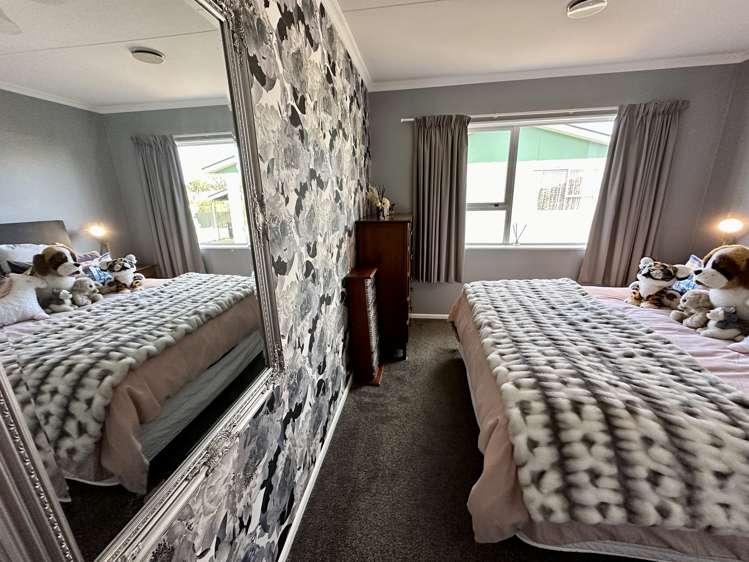 2/512 Yarrow Street Glengarry_15