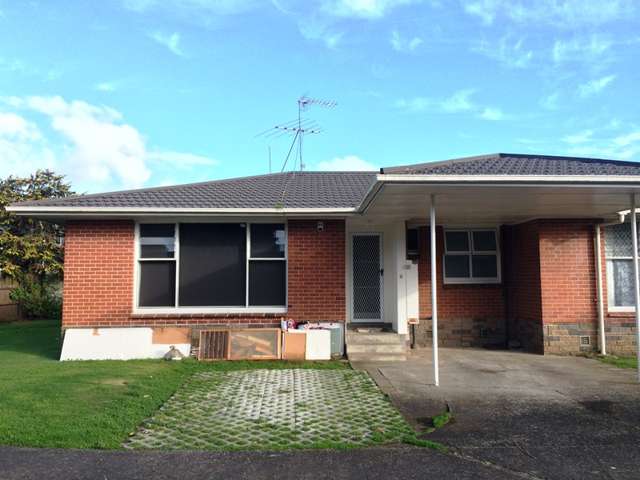 Sunny Brick and Tile 2 bedroom