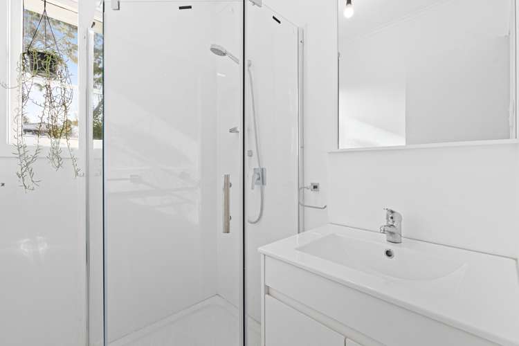 210 Archers Road Glenfield_9