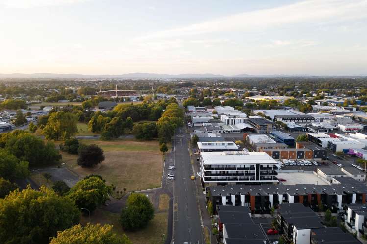 302/220 Tristram Street Hamilton Central_14