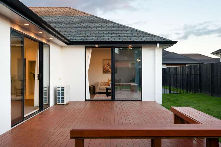 23 Sydney Place Flagstaff_15