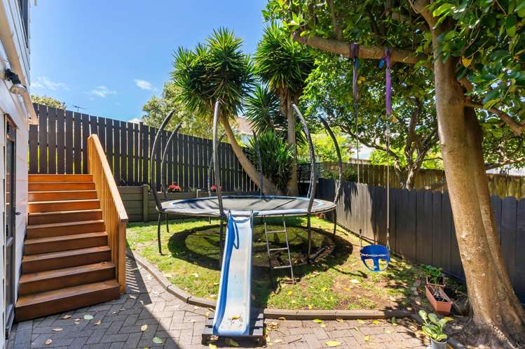 2/7c Hoheria Road Onehunga_17