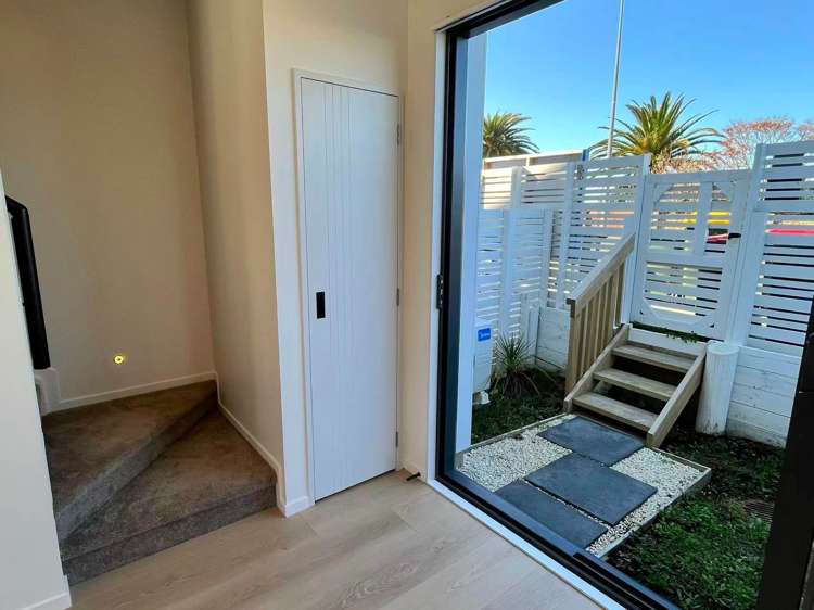 6/234 Te Atatu Road Te Atatu South_8