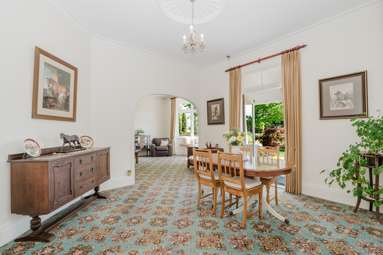 292 Racecourse Road_2