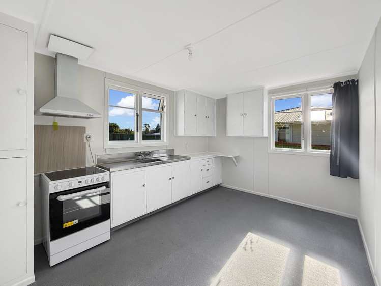 269 Balmoral Drive 11139_2