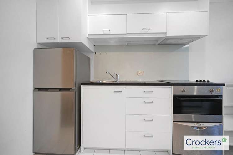 111/53 Cook Street 10015_4