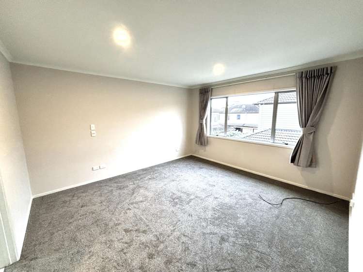 5 Oswald Close Flat Bush_7