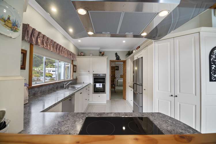 48 Wastney Terrace Marybank_14