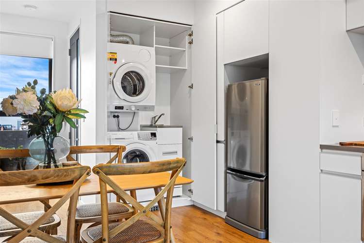 8/1 Buchan Street Sydenham_3