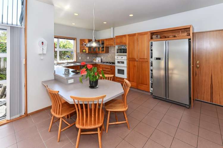 19 Kuripaka Crescent The Gardens_5