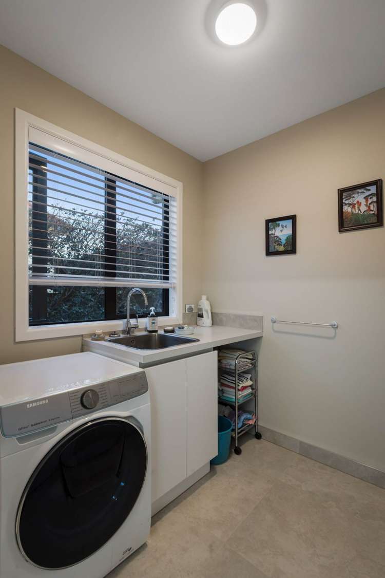 16 Carnoustie Place Aongatete_30