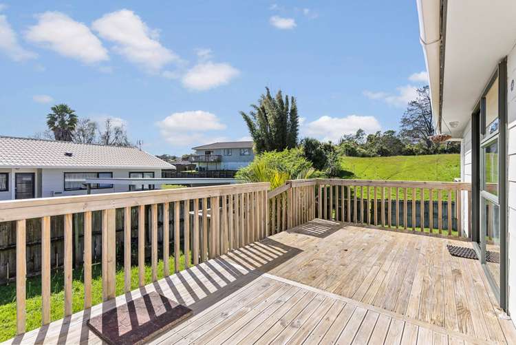 26 Maywood Crescent Glen Eden_20