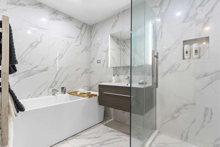 17 Moki Place Long Bay_12