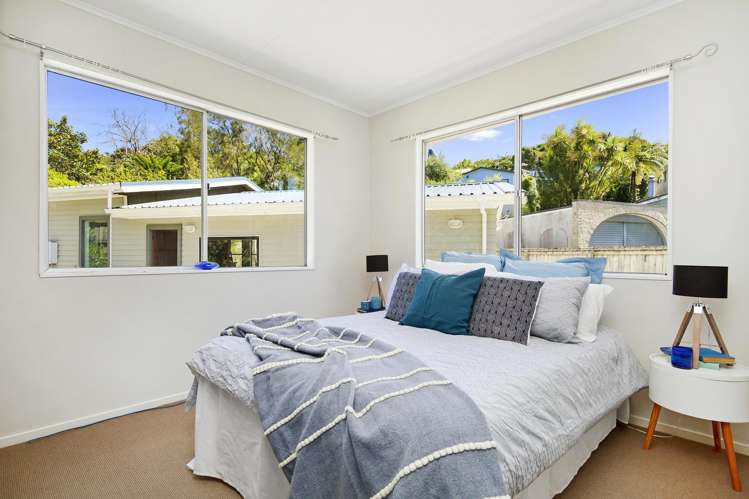 4 Atherstone Lane Belmont_9
