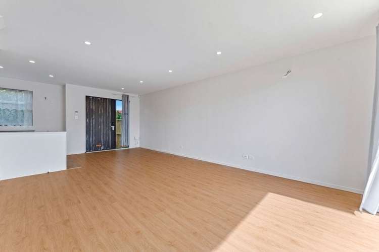 17D Swaffield Road Papatoetoe_2