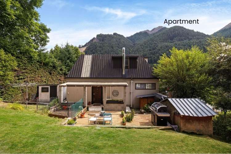 125 Hallenstein Street Queenstown_22