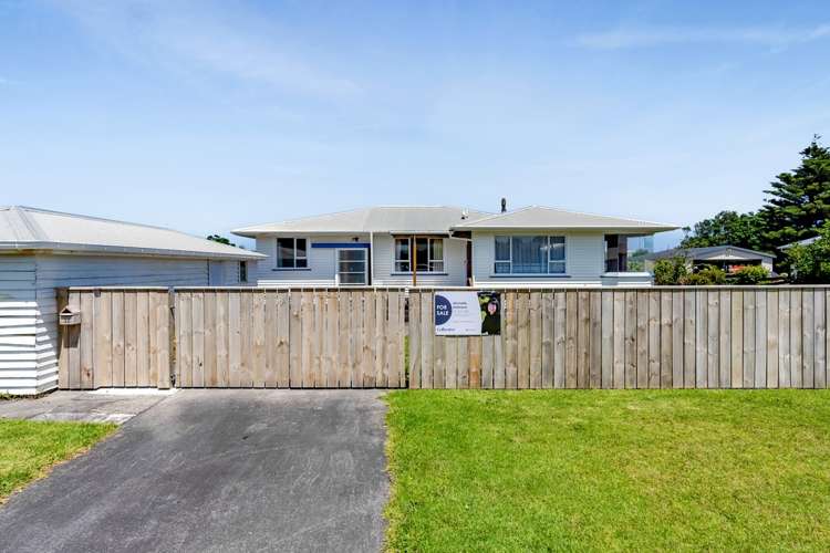 32 Dieffenbach Street Opunake_29