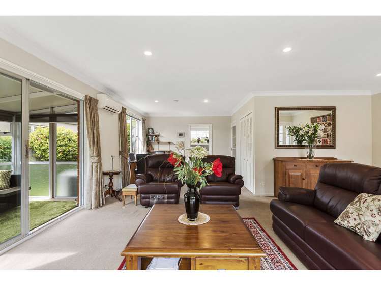 2202/202a Main Road Moncks Bay_4