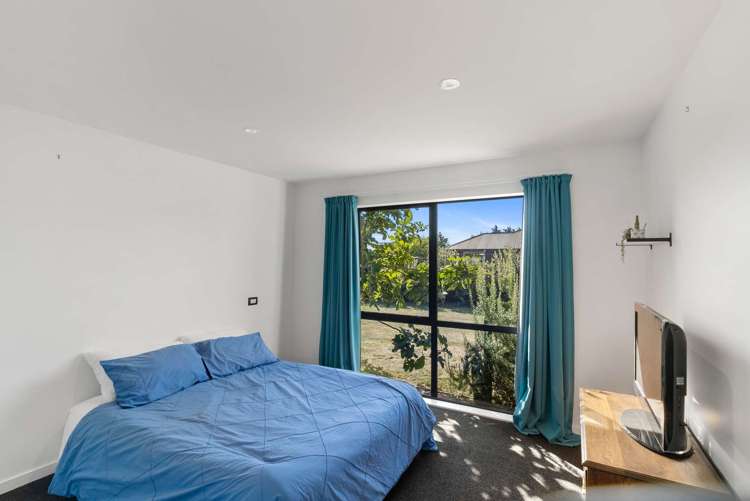 5a Malory Way Rolleston_15