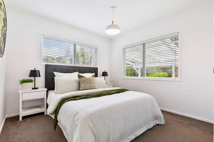 1/31 Camelot Place Glenfield_11