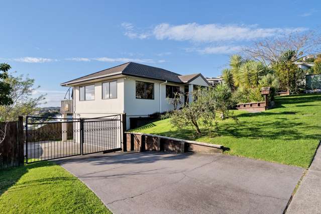 Family Friendly Home with Mount and Harbour Views